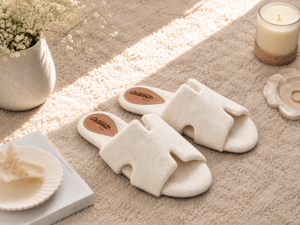 Pantufa Amanda branco texturizado Artema