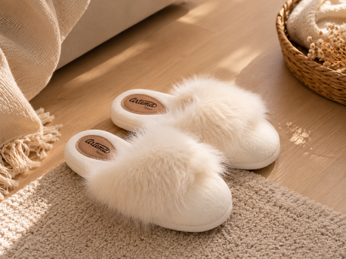 Pantufa Antonella felpuda branca