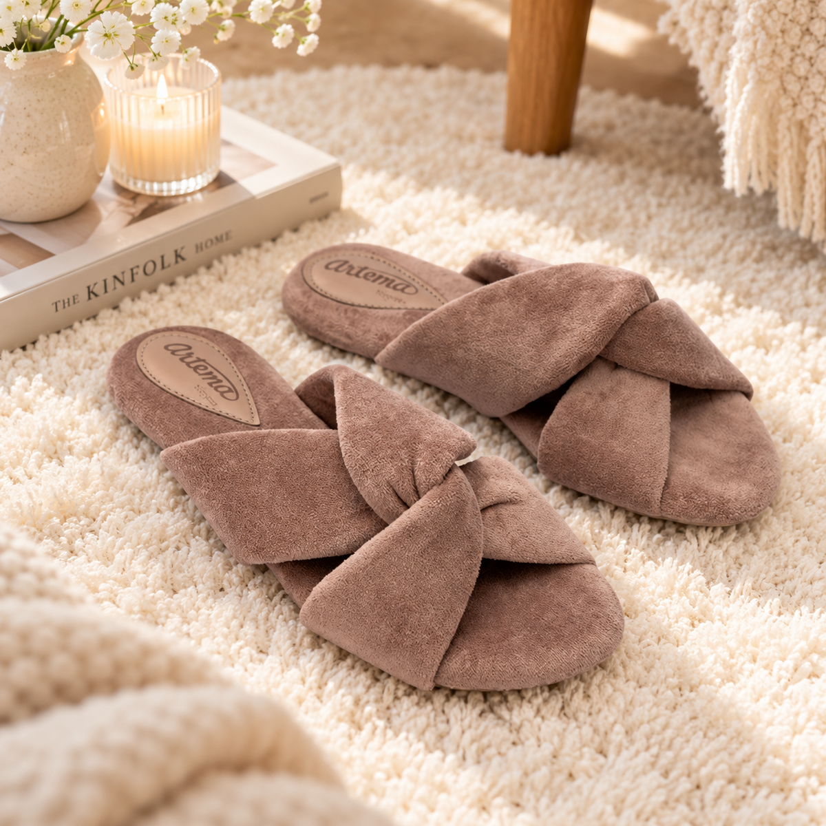 Pantufa Laura Marrom Artema