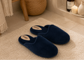 Pantufa Theo azul marinho plush Artema